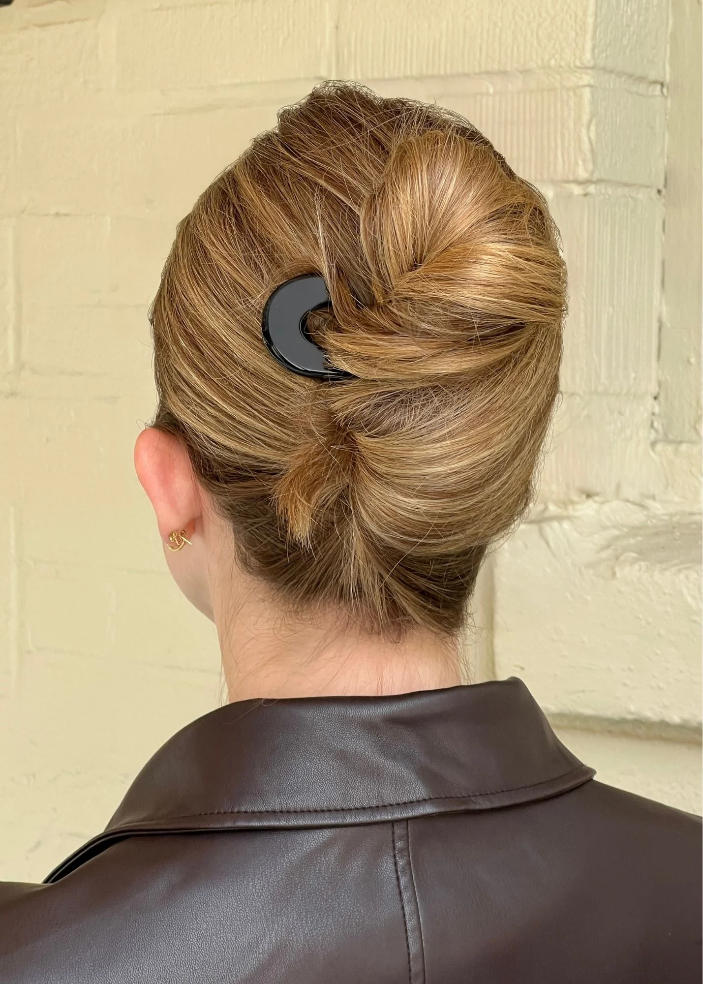 French Pin in Black - Image 3