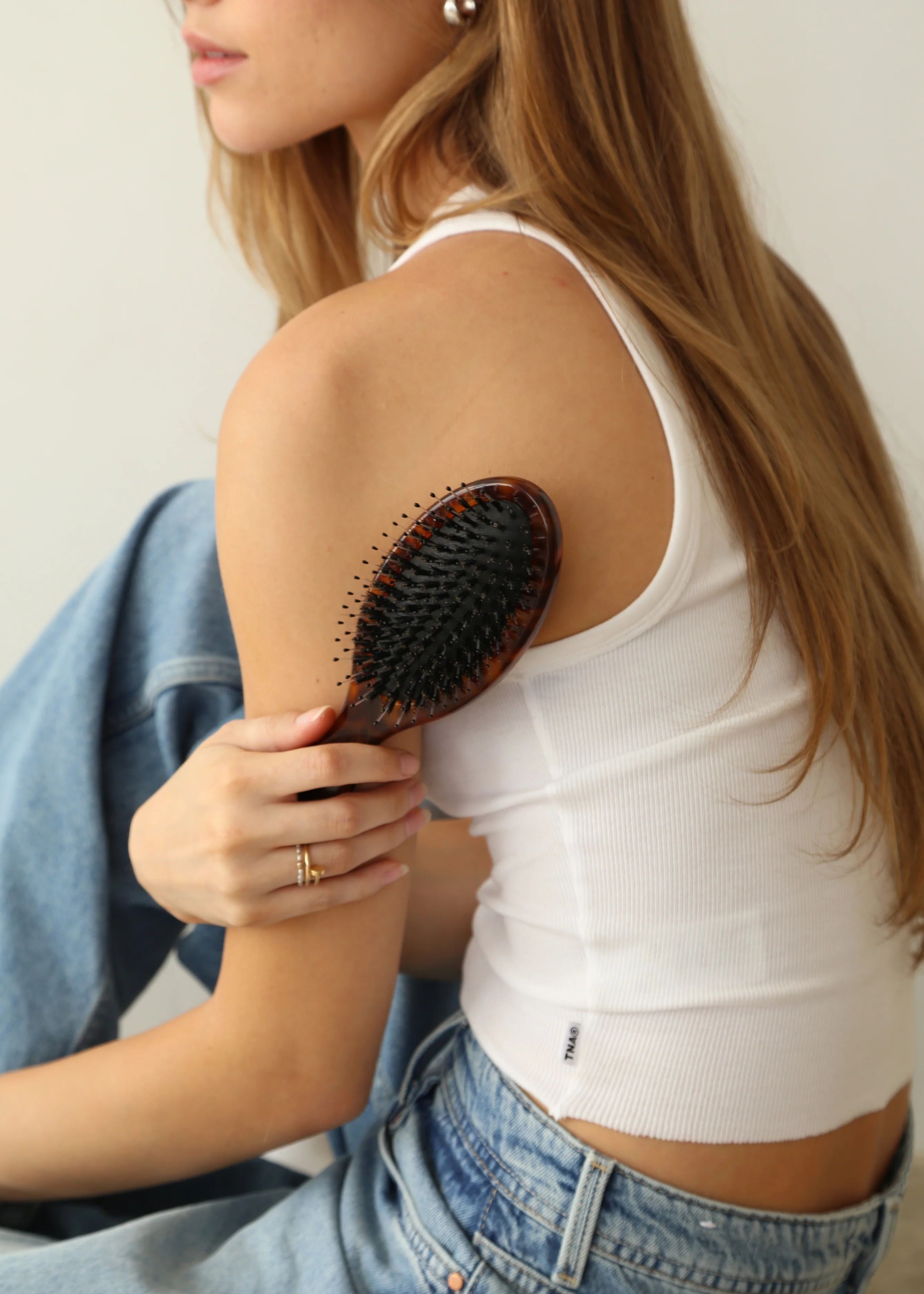 Refine Hairbrush in Tortoise - Image 3